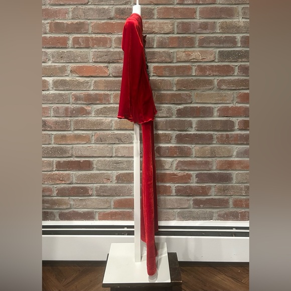 Girl’s Size 4 Stretchy Red Velvet Christmas Tree Shirt & Pants. - Picture 3 of 9